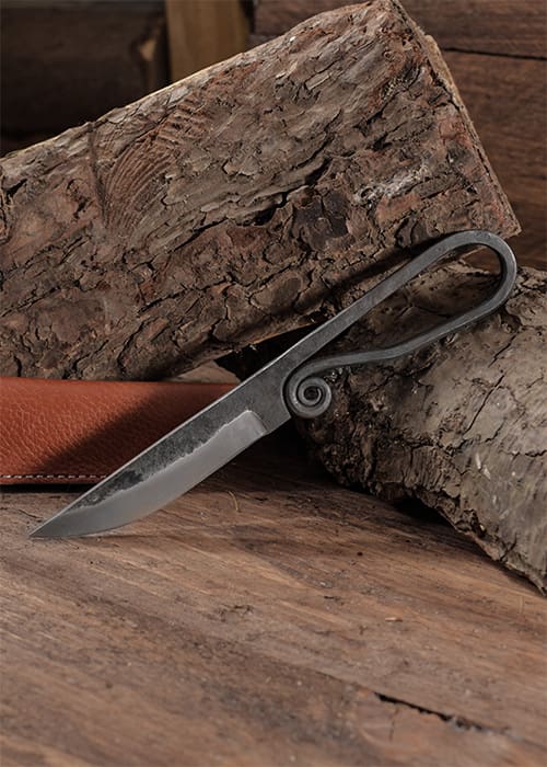 Coltello forgiato a mano con fodero in cuoio, 19 cm ca. - immagine 2